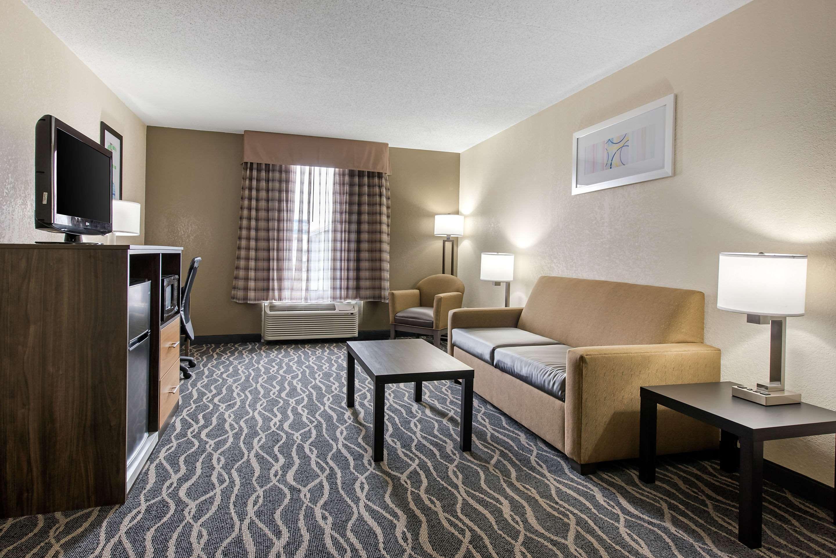 Quality Inn & Suites Lafayette I-65 Esterno foto