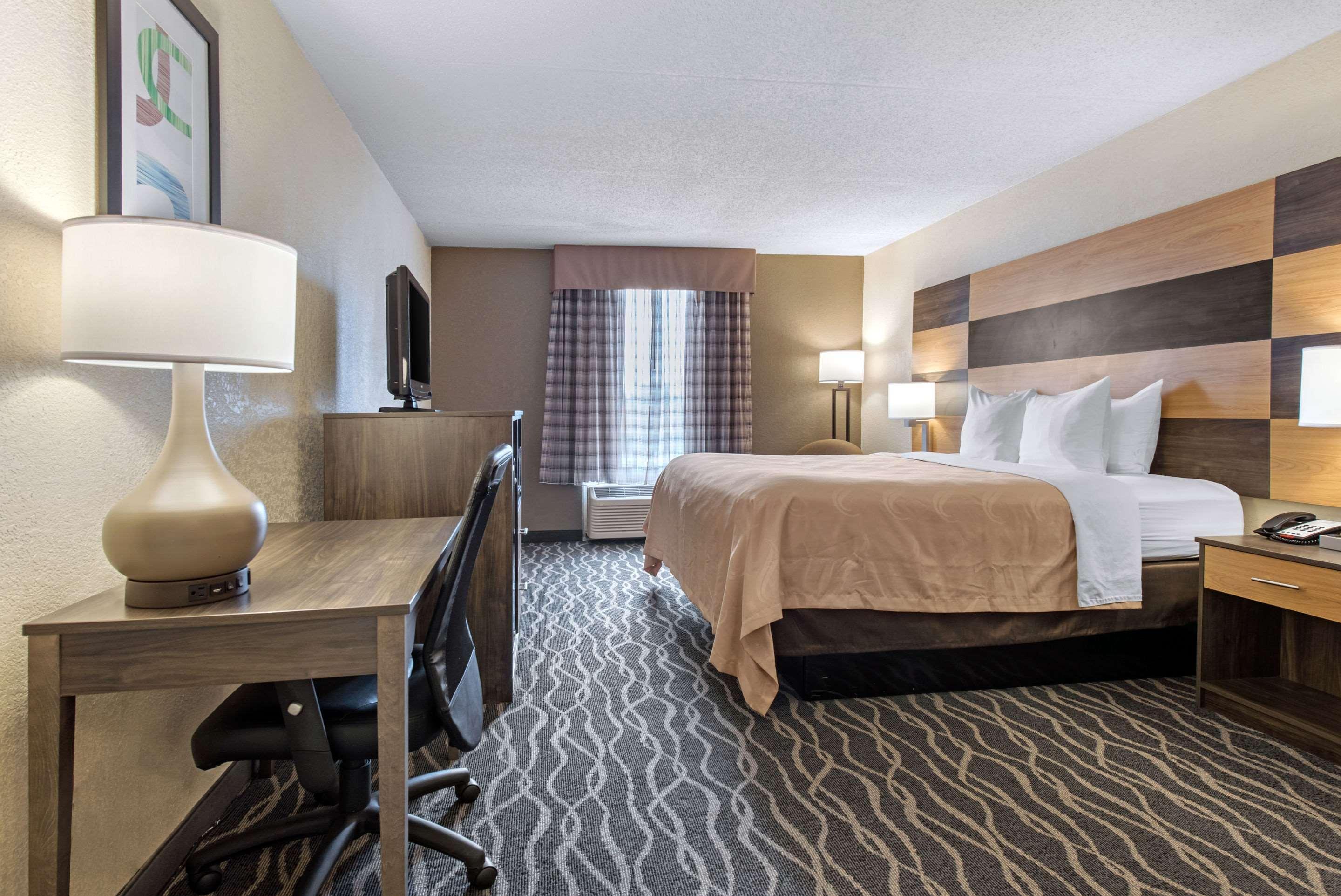 Quality Inn & Suites Lafayette I-65 Esterno foto