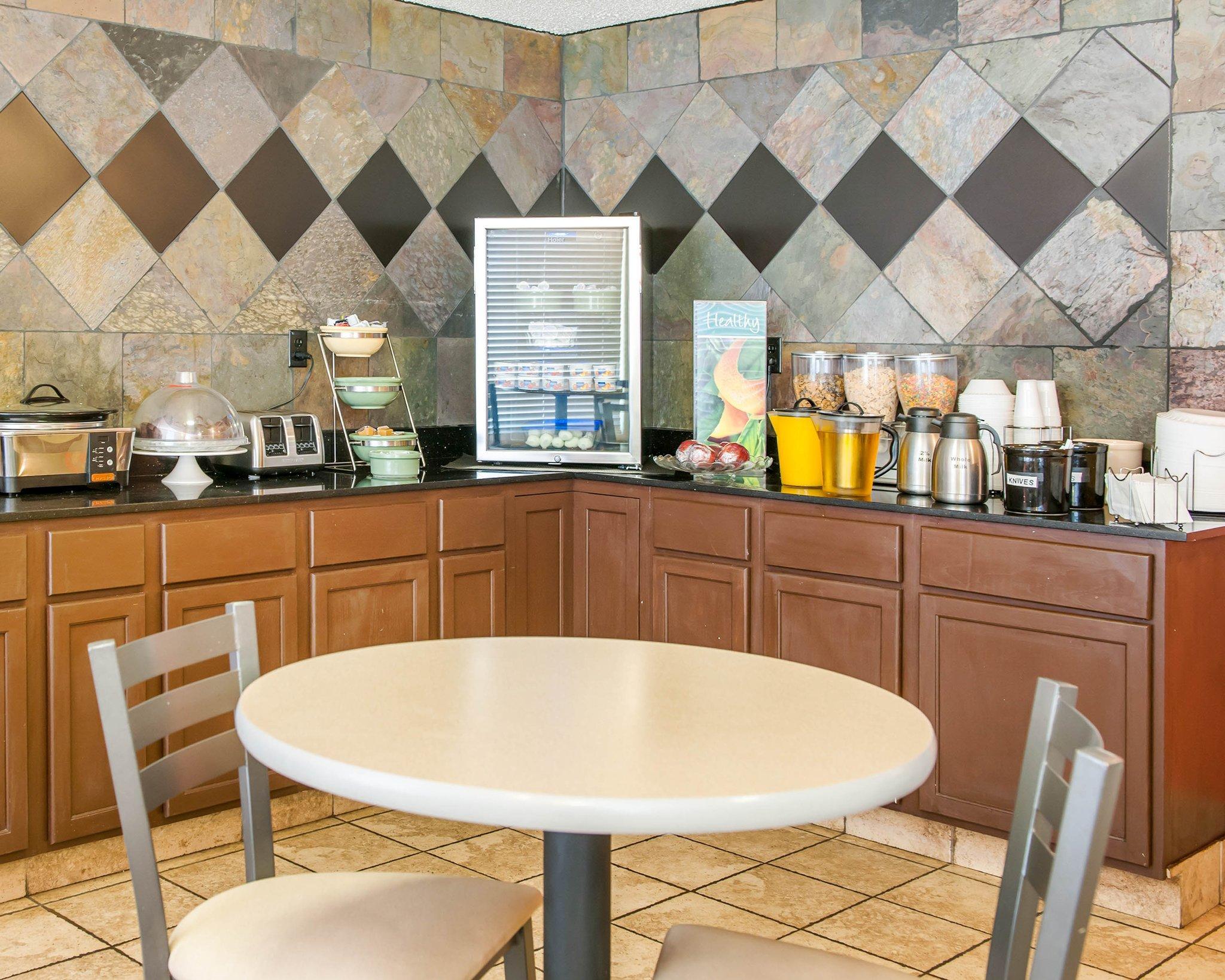 Quality Inn & Suites Lafayette I-65 Esterno foto