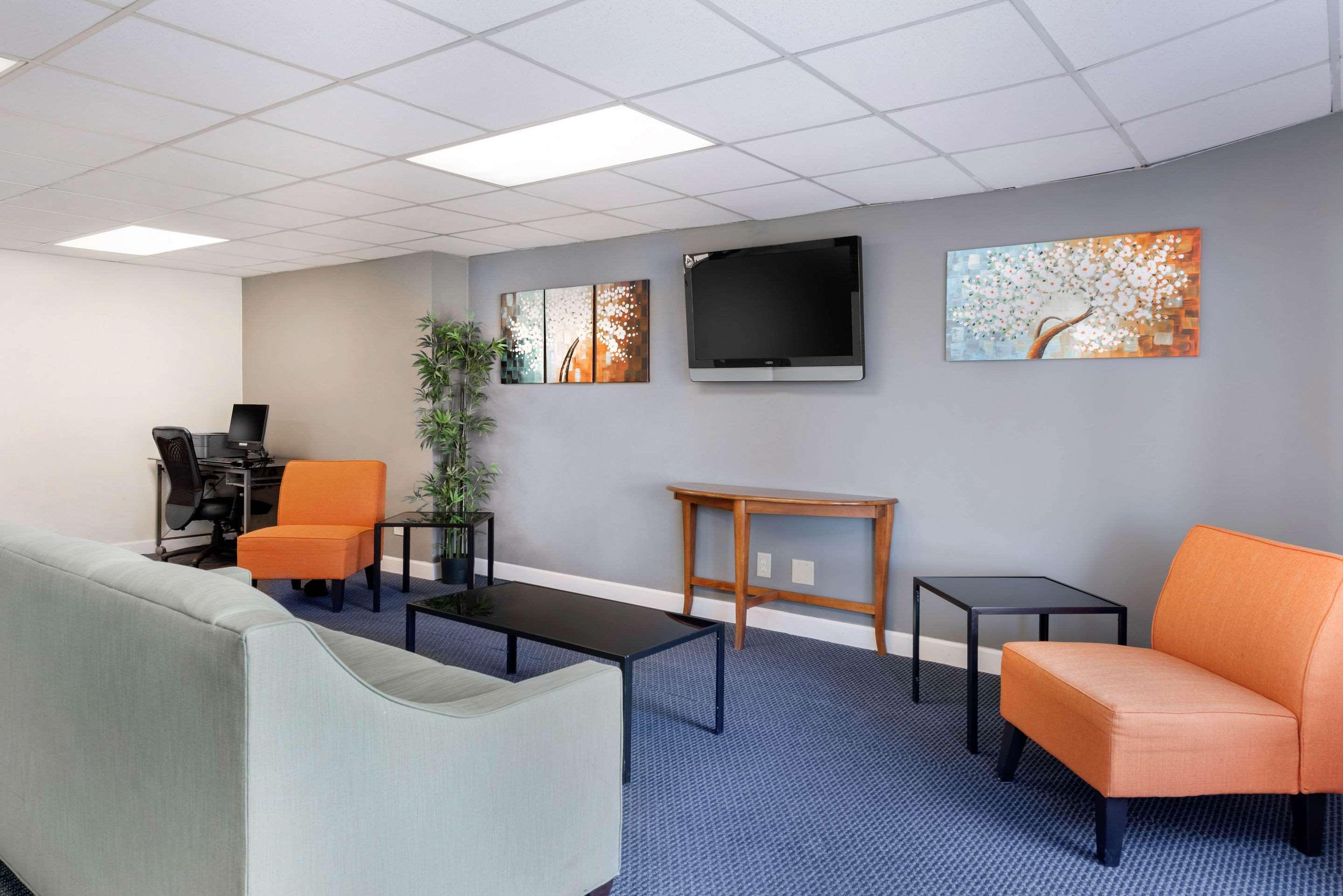 Quality Inn & Suites Lafayette I-65 Esterno foto